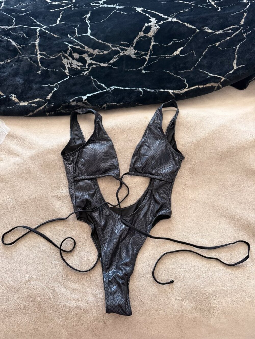 Sexy and chic snake skin padded monokini, size S